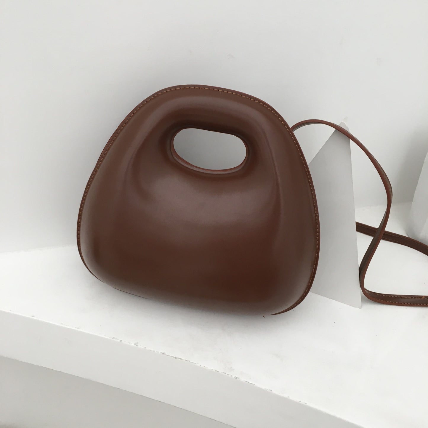 Women's Bag New Bag Ins Super Turkey Egg Bag Fashion Small Round Bag Shell Messenger Bag Handbag Shoulder Bag