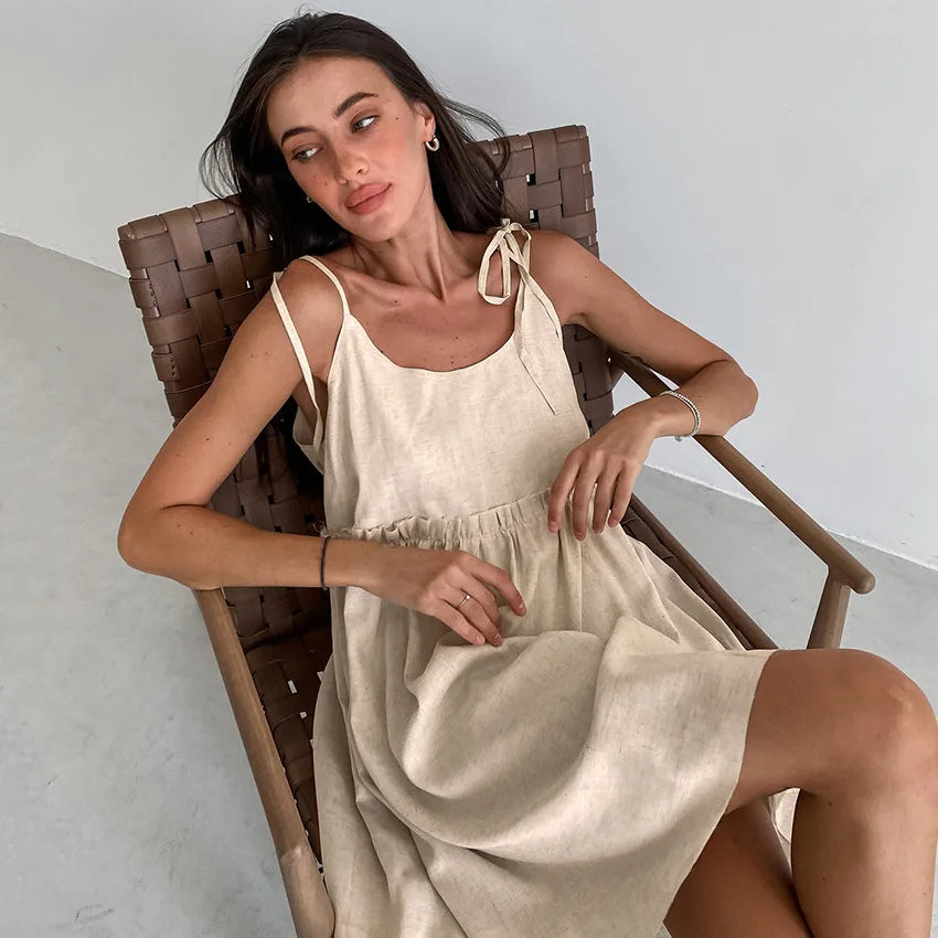 Solid Color Leace-up Spaghetti Strap Dresses Women Fashion Folds A-line Mini Dress Temperament Lady Commuting Short Vestidos New