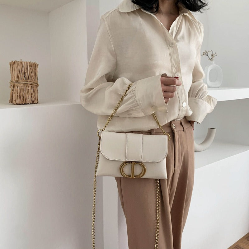 New Retro Metal Buckle Temperament Women's Bag Single Shoulder Crossbody Bag Metal Chain Small Square Bag