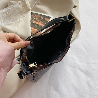 Chain Bag New Fashion Summer Retro Small Square Bag Single Shoulder Messenger Bag Women's Fashion Hand Carrying Armpit Bag