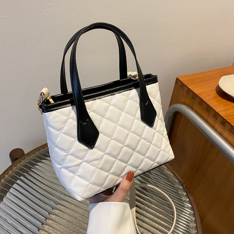 Texture French Mini Portable Bucket Bag Women's New Spring Commuter Shoulder Bag Western Style Messenger Bag