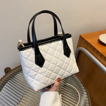 Texture French Mini Portable Bucket Bag Women's New Spring Commuter Shoulder Bag Western Style Messenger Bag