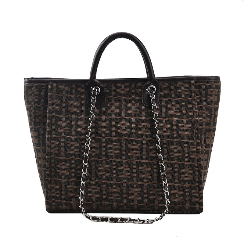 Large Capacity Retro Bag New Ladies Hand-Held Messenger Bag Letter Chain Messenger Bag