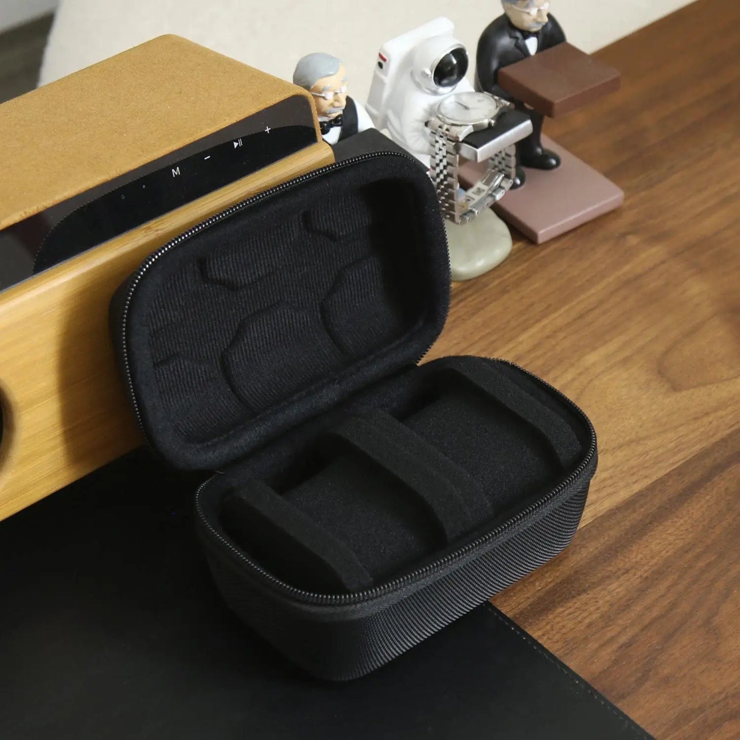 10 Slots Watch Storage Box Watch Zipper Travel Case Portable Watch Organizer Display Holder for Wristwatches and Smart Watches