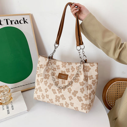 Large Bag Women's New Trendy Spring Fashion Chain Handbag Casual Simple Shoulder Bag Tote Bag