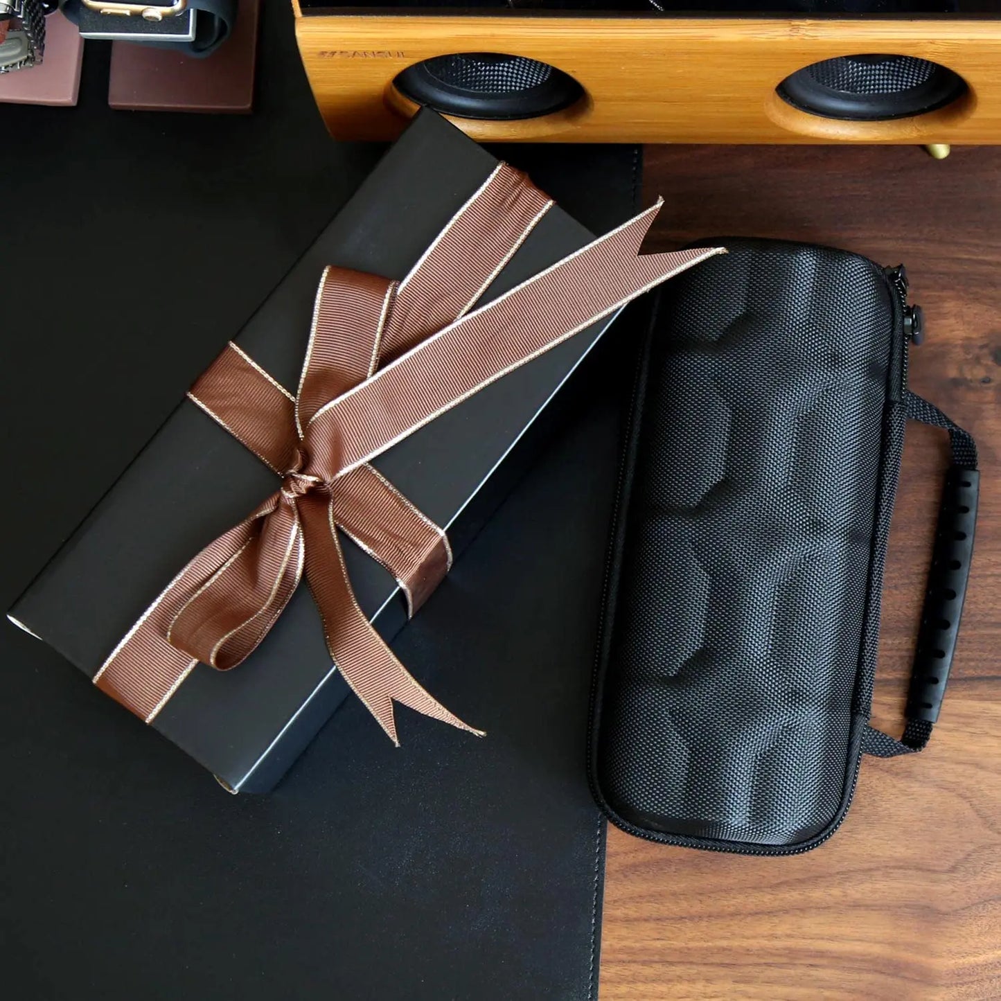 10 Slots Watch Storage Box Watch Zipper Travel Case Portable Watch Organizer Display Holder for Wristwatches and Smart Watches