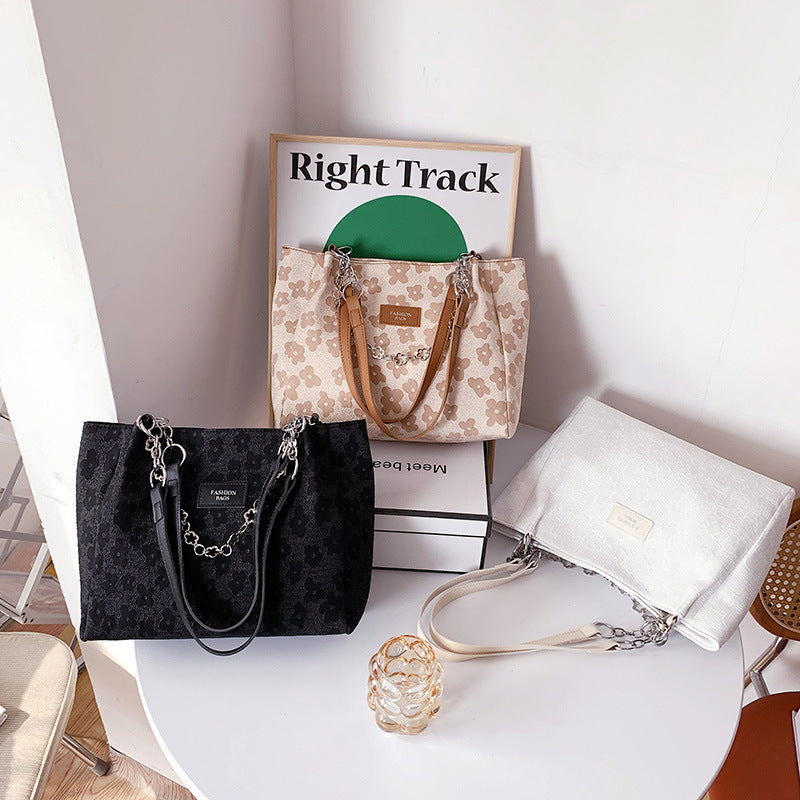 Large Bag Women's New Trendy Spring Fashion Chain Handbag Casual Simple Shoulder Bag Tote Bag