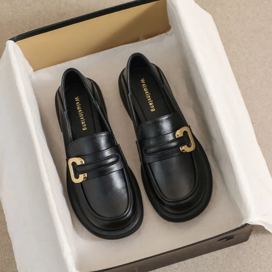 New autumn and winter one-step-on retro small leather shoes British style soft sole thick heel single shoes for women