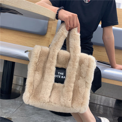 Autumn And Winter New Wool Like Plush Tote Bag High-Capacity Shopping Commuter Bag  Messenger Bag Women
