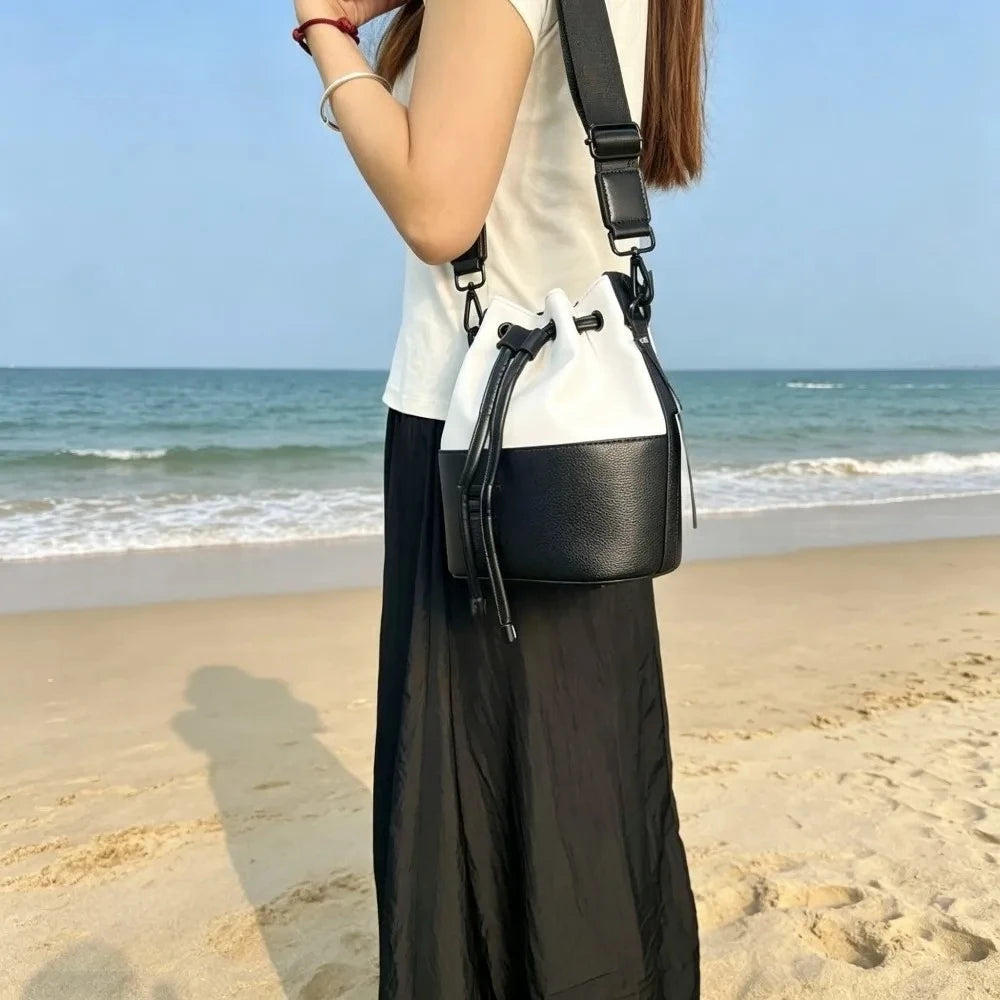 Golf Bucket Bag, Lightweight Fashion Casual Handbag, Portable Single Shoulder Crossbody Pouch for Golf Daily Use