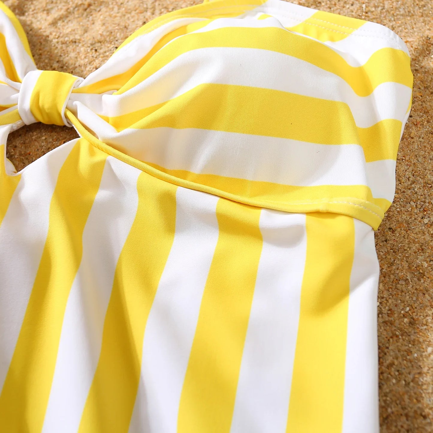 Mother and Daughter Matching Clothes Swimsuit 2026 New Family Swimwear Ruffles One-Piece Suit Swimming Shorts Vacation Beachwear