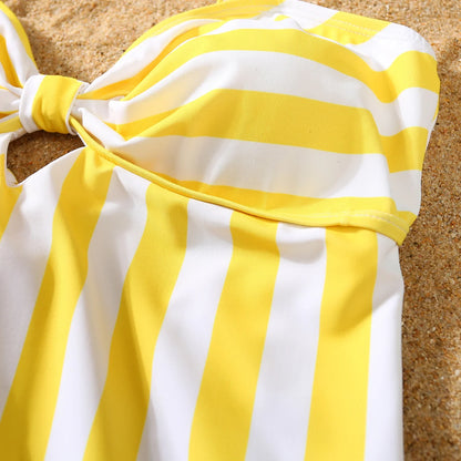 Mother and Daughter Matching Clothes Swimsuit 2026 New Family Swimwear Ruffles One-Piece Suit Swimming Shorts Vacation Beachwear