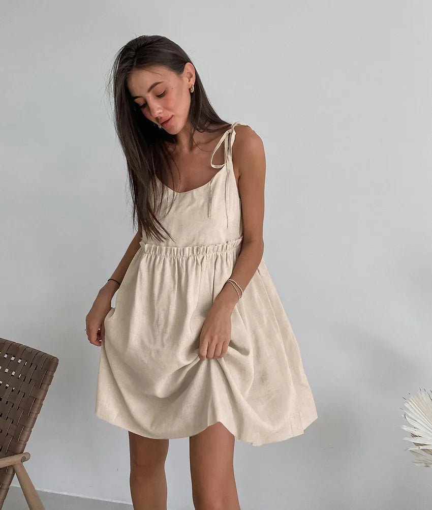 Solid Color Leace-up Spaghetti Strap Dresses Women Fashion Folds A-line Mini Dress Temperament Lady Commuting Short Vestidos New