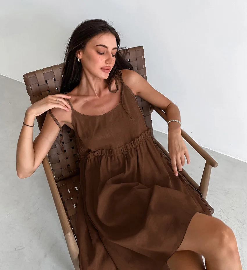 Solid Color Leace-up Spaghetti Strap Dresses Women Fashion Folds A-line Mini Dress Temperament Lady Commuting Short Vestidos New