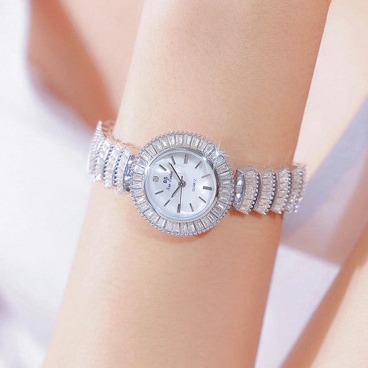 UTHAI Women Watch Light Luxury Brand Female Bracelet Exquisite Mermaid Full Diamond Waterproof Ladies Fashion Quartz Watches