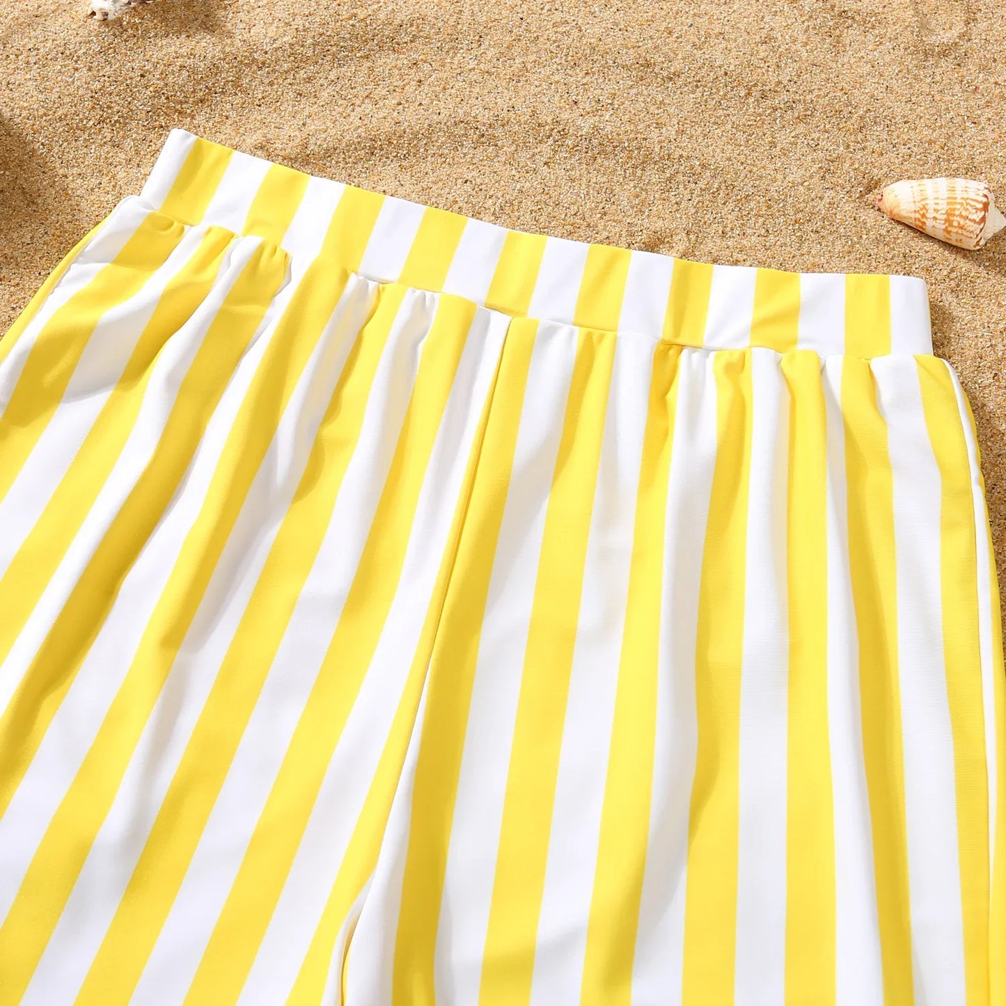 Mother and Daughter Matching Clothes Swimsuit 2026 New Family Swimwear Ruffles One-Piece Suit Swimming Shorts Vacation Beachwear