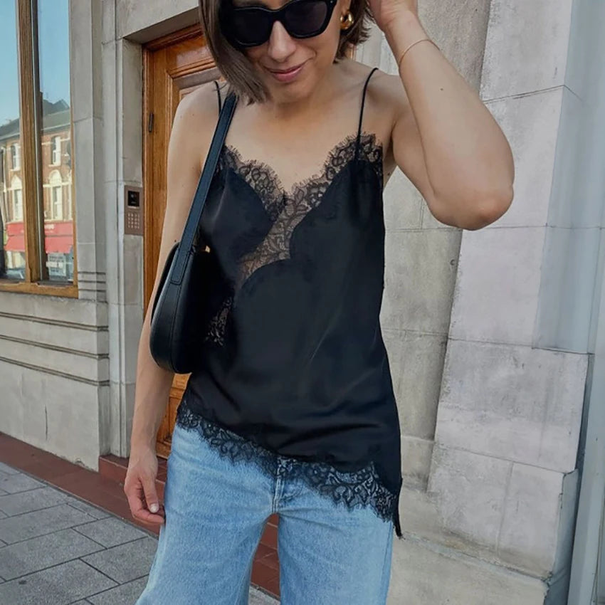 Linad Sexy Black Backless Lace Camisole Women Street Chic Spaghetti Strap Tops Female Casual Patchwork Silk Vest Female 2025