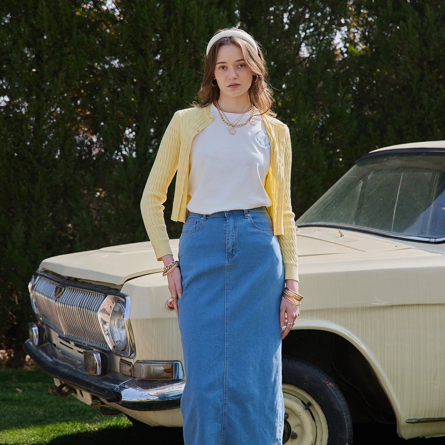 AP SS26 Women Sleeveless Shirt and Cable Knitting Cardigan Clothing