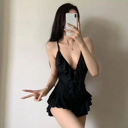 Fashionable Korean style women's one-piece swimsuit, push-up and backless, perfect for sexy girls, students, beach vacations