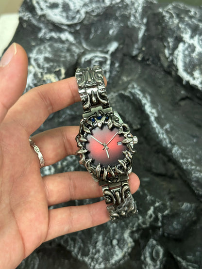 fashion heterosexual claw watch alabaster style retro Y2K European American watches special shaped advanced ins niche watches