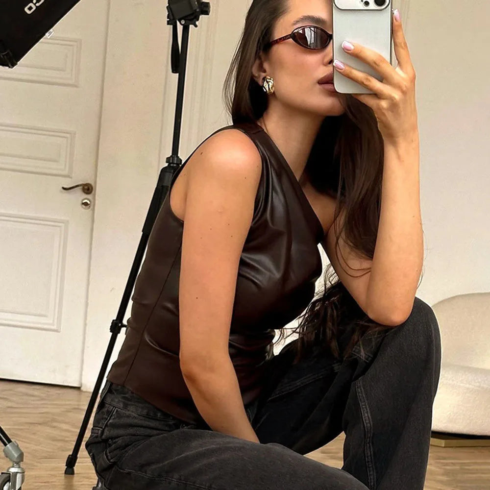 Solid color leather sleeveless irregular single shoulder sloping collar sexy slim zipper T-shirt