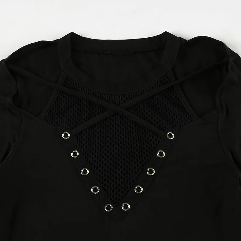 Goth Dark Solid Techwear Chic Irregular Grid Hollow Out T-shirt Mall Goth See Through Slim Tops Women Y2K Streetwear T-shirts