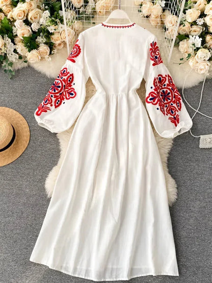 Women Autumn Dresses Bohemian Embroidered Flower O-Neck Lantern Sleeve High Waist Pleated Dress All-match Female Vestidos PL393