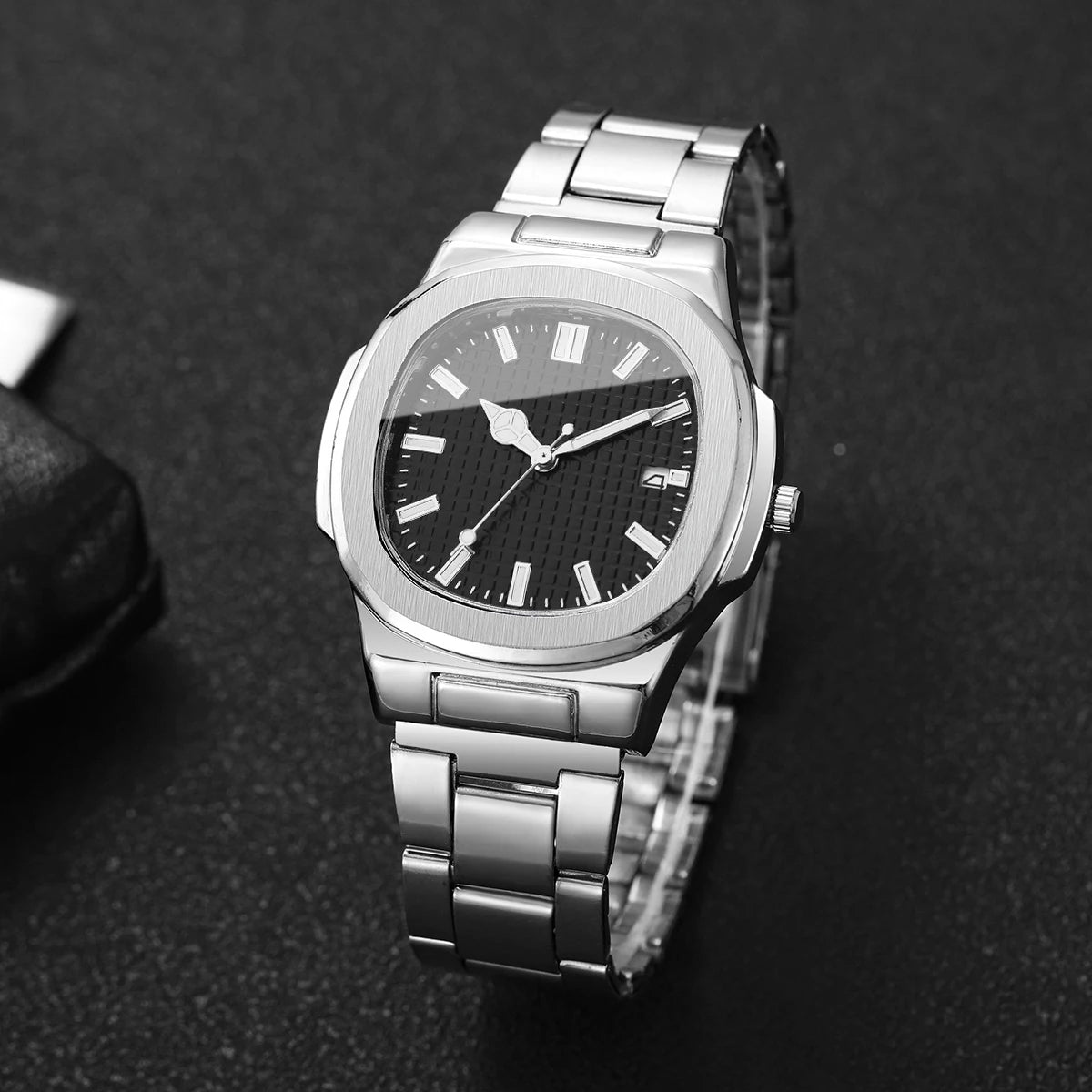 Luxury Square Men Business Watches Simple Calendar Quartz Watch for Mens Clock（Without Box）