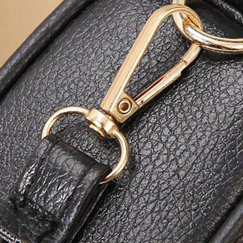Riding backpack for ladies, stylish and fashionable casual women's double-shoulder bag, lightweight and large-capacity handbag f