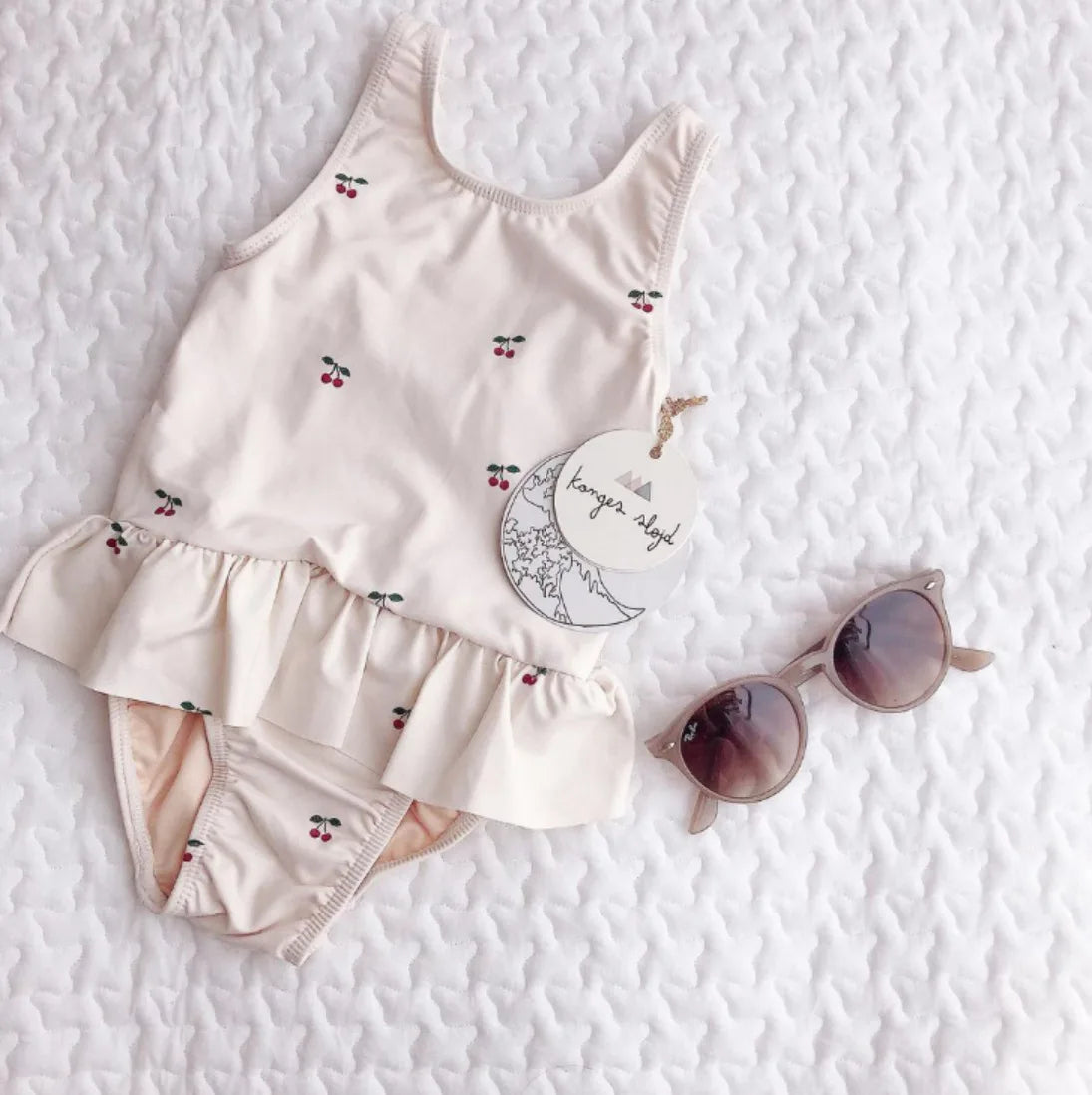 Cute Baby Girls Bikinis Set 2025 Summer Children Beach Wear Ruffle Kids Swimsuit Bathing Suit Printed Swimwear Monokini