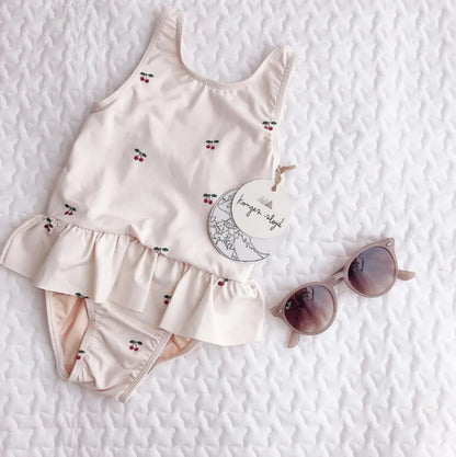 Cute Baby Girls Bikinis Set 2025 Summer Children Beach Wear Ruffle Kids Swimsuit Bathing Suit Printed Swimwear Monokini