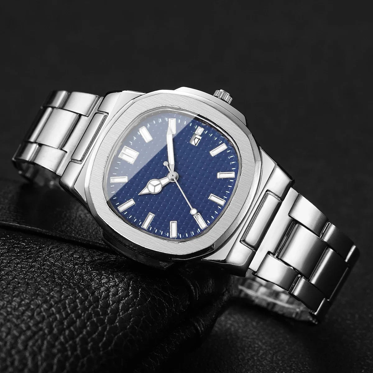 Luxury Square Men Business Watches Simple Calendar Quartz Watch for Mens Clock（Without Box）