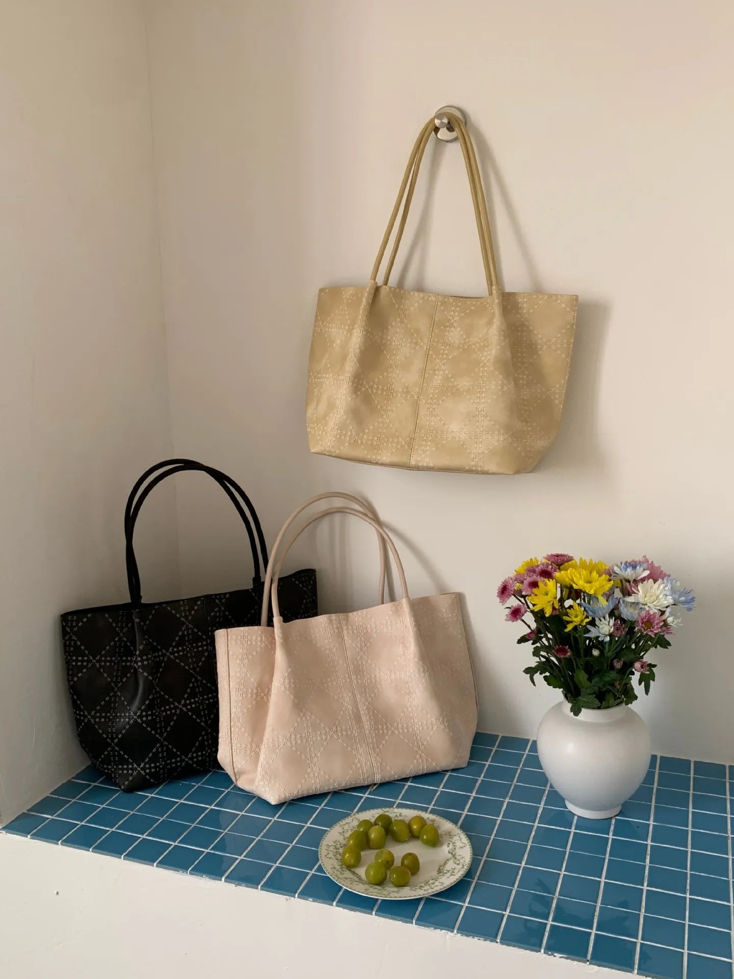 Women's handbag tote bag，2026New Fashionable Quilted Single-Shoulder Tote Bag，Women's large-capacity mother-and-daughter bag, hi