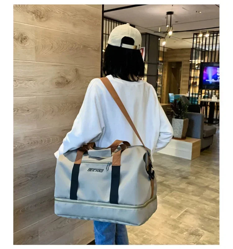 Fashion Travel Bags For Women Large Capacity Men's Sports bag Waterproof Weekend Sac Voyage Female Messenger Bag Dry And Wet