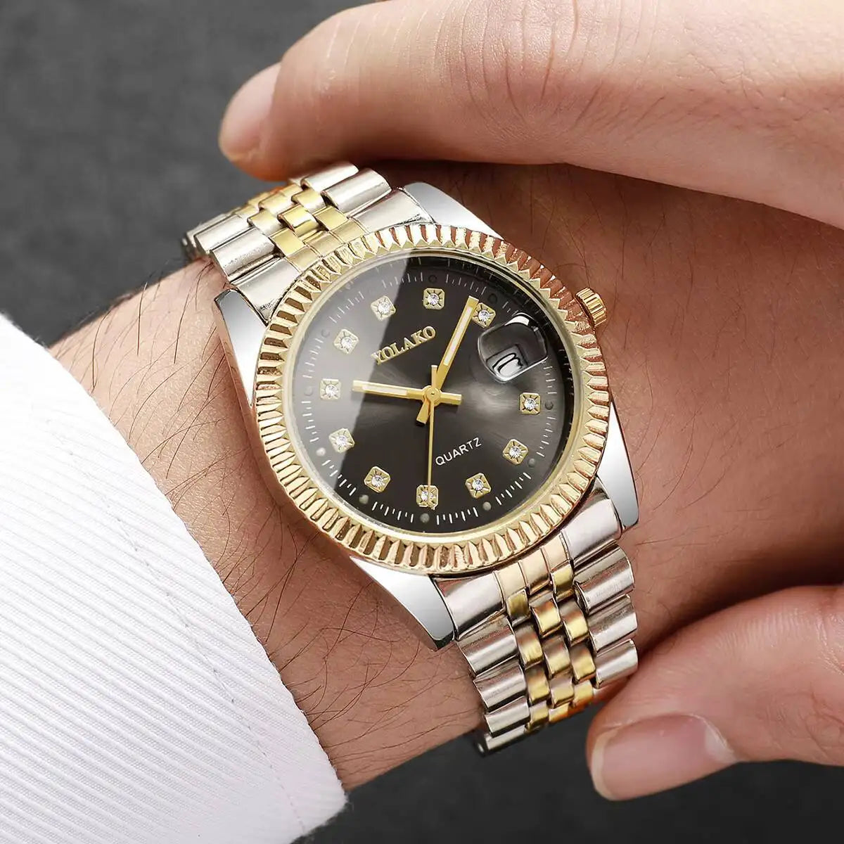 Luxury Rhinestone Men Business Watches Fashion Women Quartz Watch with Calendar Clock Gift（Without Box）