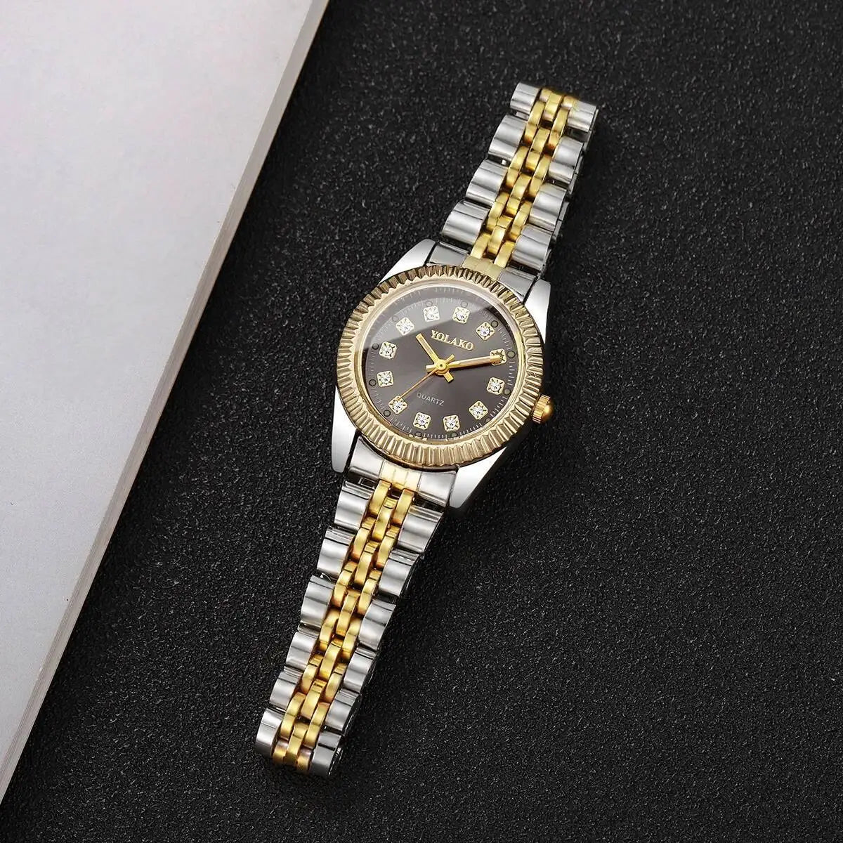 Luxury Rhinestone Men Business Watches Fashion Women Quartz Watch with Calendar Clock Gift（Without Box）