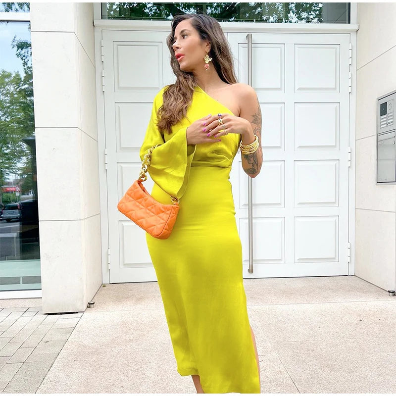Sexy Women One Shoulder Long Sleeve Dresses Elegant Backless Split Side Slit Bodycon Dress 2023 Fashion Pleated Ladies Robe