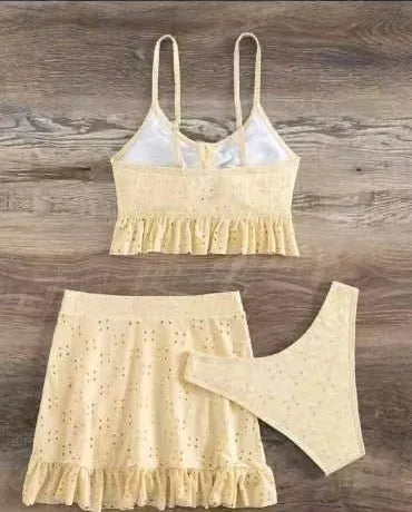 Sexy White Ruffle Bikini 2024 Women Three Pieces Swimsuit Brazilian Swimwear Female Beachwear Thong Bathing Suit Mini Biquini
