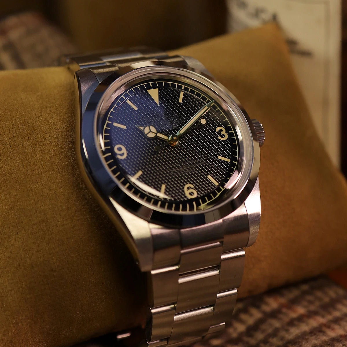 Hruodland 2025 36mm New Classic Automatic Men Dress Watches NH38 Mechanical Stainless Steel Bracelet Black Sport Wristwatch Male