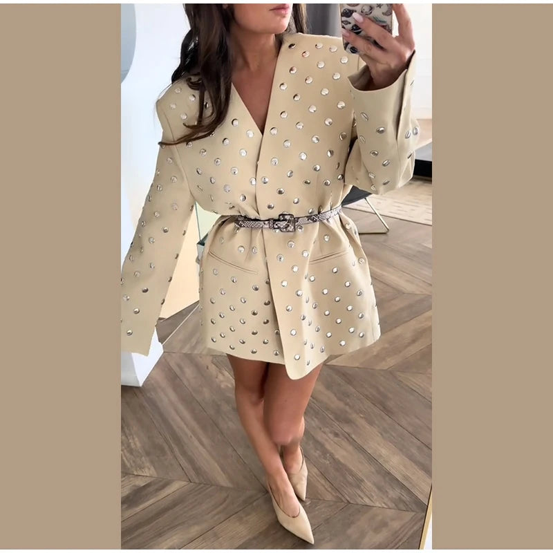 Rivet Fashion V-neck Balzer Coat Women Shoulder Pads Loose Fake Pocket Long Sleeve Jacket 2025 Spring Street Party Commute Tops