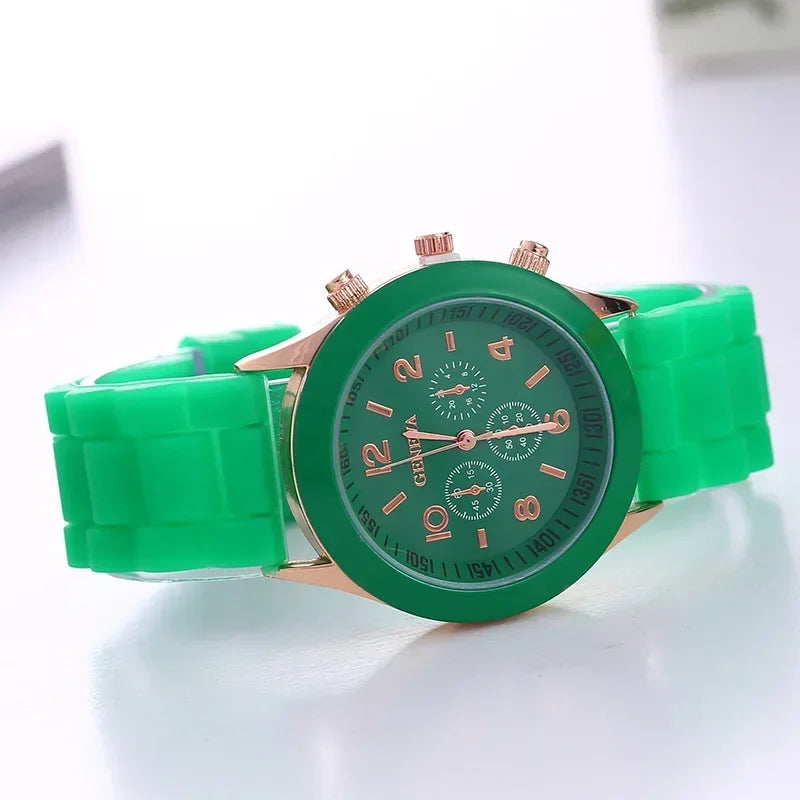 Fashion Women's Watches Casual Silicone Band Analog Quartz Watch （Without Box）