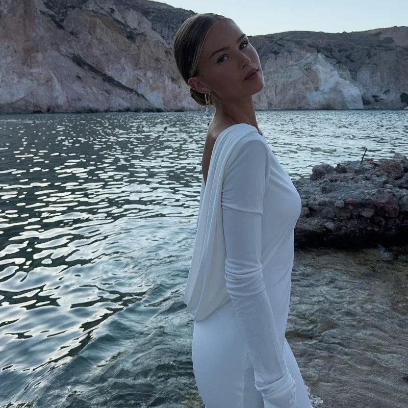 Chic Backless White Long Sleeved Slim Fit Dress for Women Pleated Elegant Round Neck Long Dresses 2024 New Female Evening Gowns