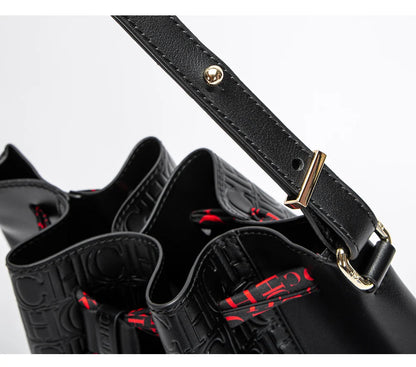 Women's Bag New Fashion Large Capacity Shopping Travel Commuting Female Bag Fashion Classic Luxury Brand Ladies PU Bucket Bags