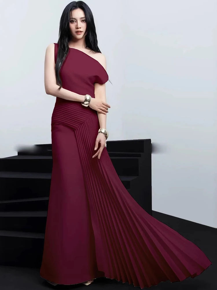 DEAT 2026 Spring Elegant Dress Skew Collar Pleated Design Sleeveless Patchwork High Waist Women's Evening Dresses New 35Z1402