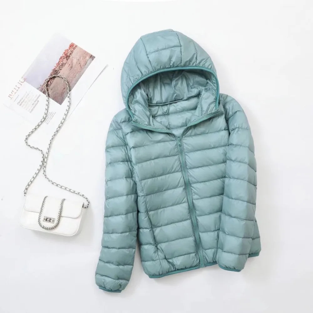 Plus Size Thin Light Down Jacket Women 2023 Autumn Winter Slim Short Hooded Warm White Duck Down Coat Women Outerwear Streetwear