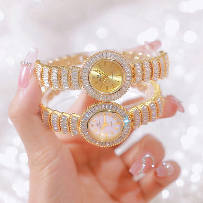UTHAI Women Watch Light Luxury Brand Female Bracelet Exquisite Mermaid Full Diamond Waterproof Ladies Fashion Quartz Watches