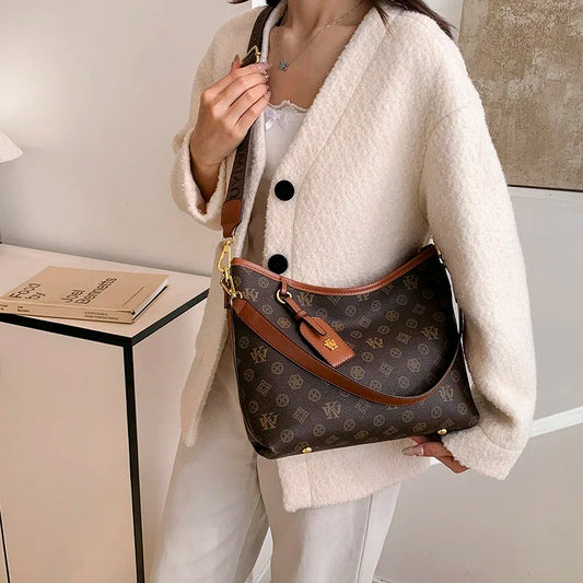 Fashionable Elegant Diaper Bags For Women Minimalist Leather Handbag Classic Vintage Large Capacity Luxury Designer