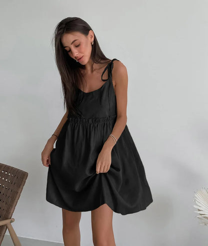 Solid Color Leace-up Spaghetti Strap Dresses Women Fashion Folds A-line Mini Dress Temperament Lady Commuting Short Vestidos New
