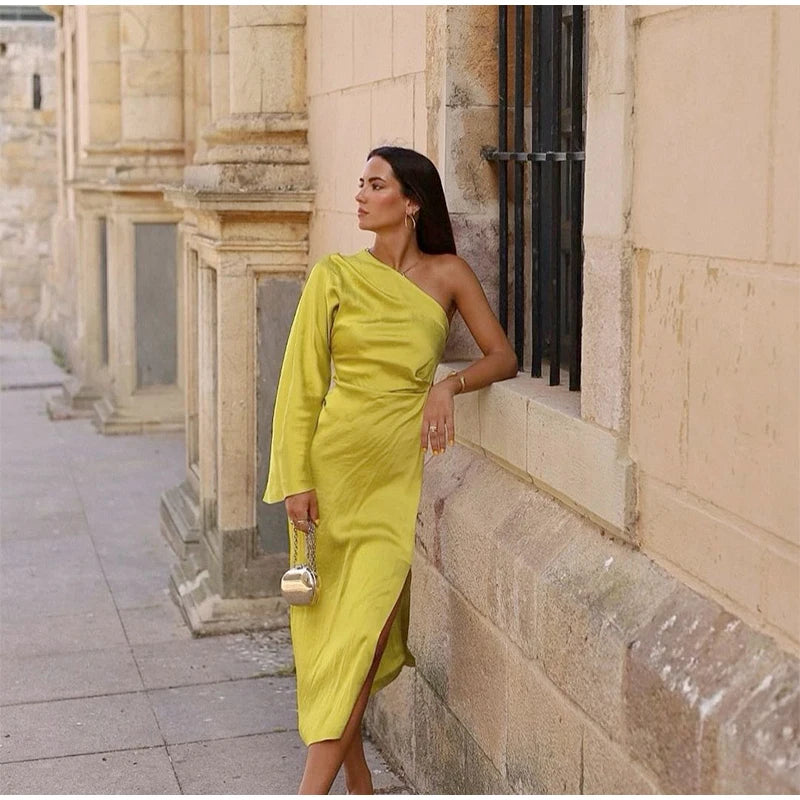 Sexy Women One Shoulder Long Sleeve Dresses Elegant Backless Split Side Slit Bodycon Dress 2023 Fashion Pleated Ladies Robe