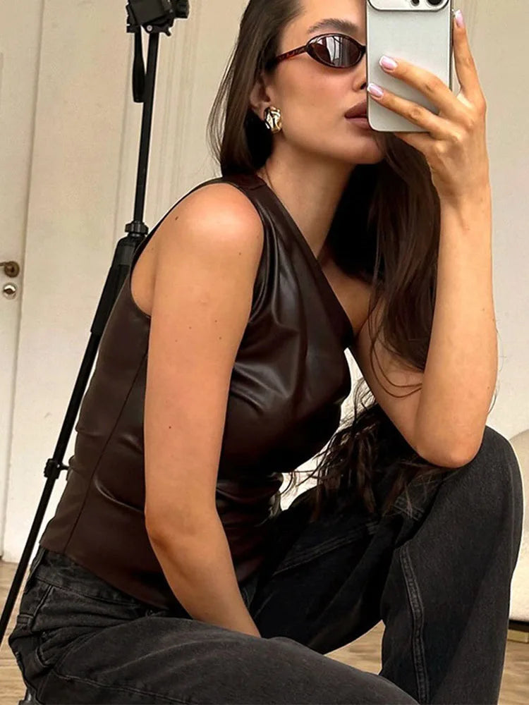 Solid color leather sleeveless irregular single shoulder sloping collar sexy slim zipper T-shirt